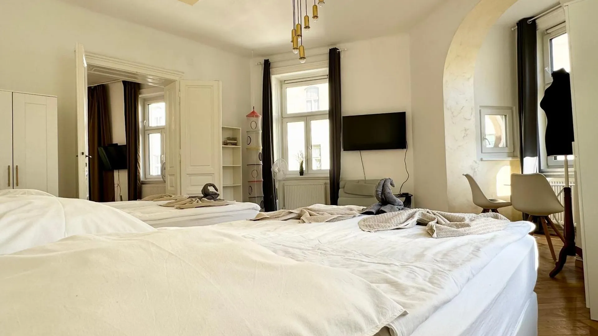 Premium Apartment Located At The Famous Vienna Kutschkermarkt