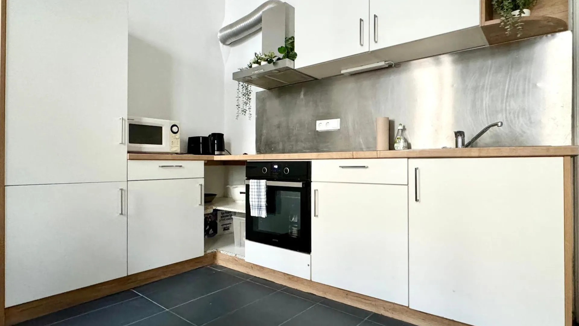 Premium Apartment Located At The Famous Vienna Kutschkermarkt