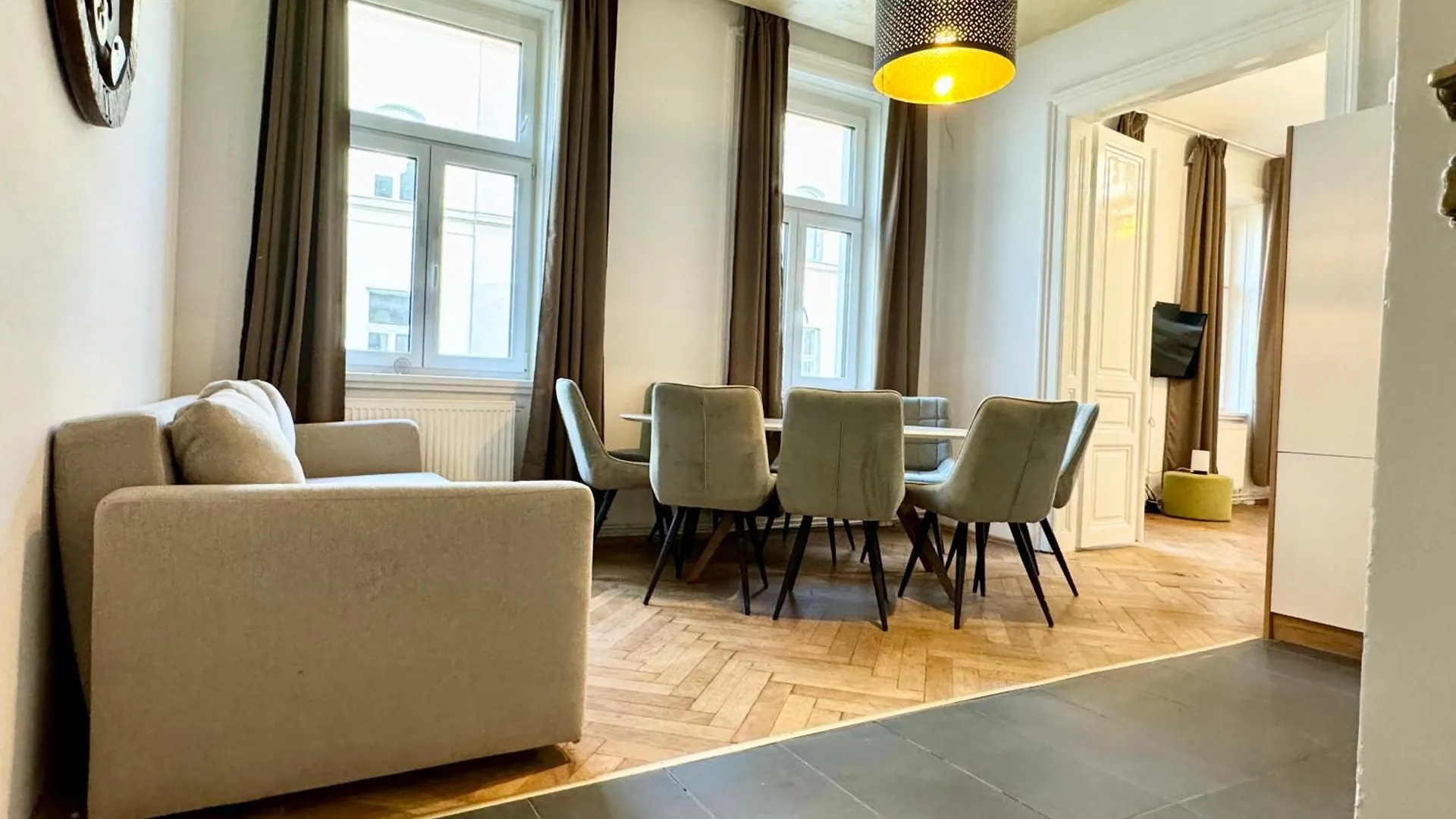 Premium Apartment Located At The Famous Vienna Kutschkermarkt 0*,